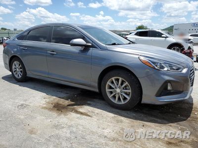 Czwarte zdjęcie samochodu z boku: 2019 HYUNDAI SONATA SE VIN:5NPE24AF8KH769846 - miniatura