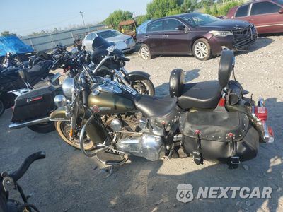 Trzecie zdjęcie samochodu z tyłu: 2016 HARLEY-DAVIDSON FLSTC HERITAGE SOFTAIL CLASSIC VIN:1HD1BWV14GB015732 - miniatura