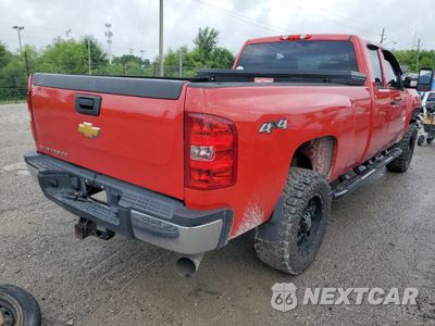 Trzecie zdjęcie samochodu z tyłu: 2012 CHEVROLET SILVERADO K3500 VIN:1GC5KZC81CZ226750 - miniatura