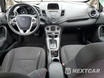 Zdjęcie 8 z 14 samochodu: 2018 FORD FIESTA SE VIN:3FADP4BJ5JM100271 - miniatura