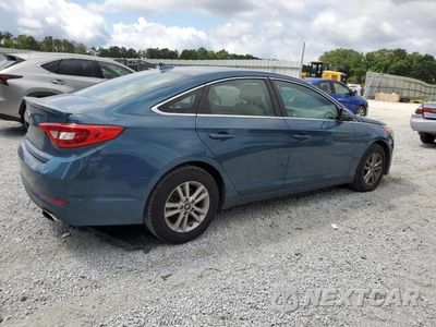 Trzecie zdjęcie samochodu z tyłu: 2017 HYUNDAI SONATA SE VIN:5NPE24AF7HH540034 - miniatura