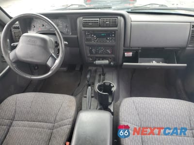 Zdjęcie 8 z 12 samochodu: 2000 JEEP CHEROKEE SPORT VIN:1J4FF48S9YL264540 - miniatura
