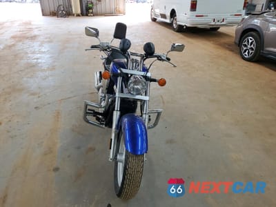 Drugie zdjęcie samochodu z przodu: 2015 HONDA VT1300 CR VIN:JH2SC660XFK500049 - miniatura