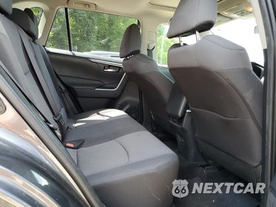 Zdjęcie 11 z 16 samochodu: 2019 TOYOTA RAV4 XLE VIN:JTMW1RFV2KD031213 - miniatura