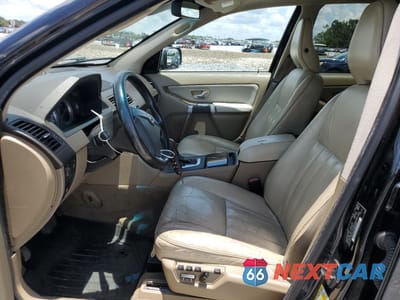 Zdjęcie 7 z 13 samochodu: 2013 VOLVO XC90 3.2 VIN:YV4952CZ3D1642031 - miniatura