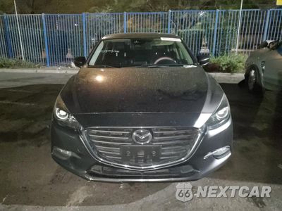 Piąte zdjęcie samochodu w środku: 2018 MAZDA 3 TOURING VIN:3MZBN1V3XJM216470 - miniatura