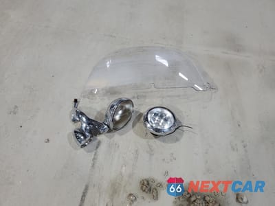 Zdjęcie 9 z 11 samochodu: 2015 HARLEY-DAVIDSON FLHTCUTG TRI GLIDE ULTRA VIN:1HD1MAL15FB861463 - miniatura