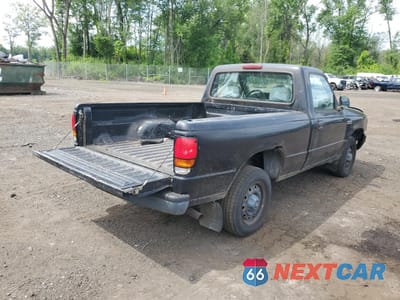 Trzecie zdjęcie samochodu z tyłu: 1995 MAZDA B2300 VIN:4F4CR12A3STM15319 - miniatura