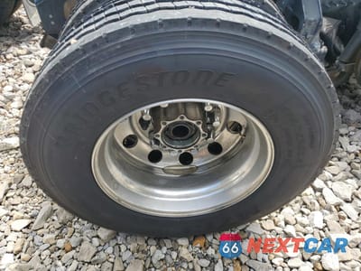 Zdjęcie 6 z 11 samochodu: 2025 VOLVO VN VNL VIN:4V4NC9EH3SN694743 - miniatura