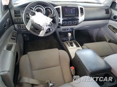 Zdjęcie 8 z 14 samochodu: 2015 TOYOTA TACOMA DOUBLE CAB VIN:5TFLU4EN0FX121477 - miniatura