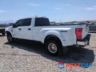 Drugie zdjęcie samochodu z przodu: 2021 FORD F350 SUPER DUTY VIN:1FT8W3DT2MEC12298 - miniatura