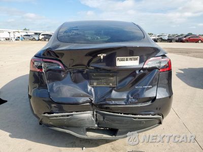 Zdjęcie 6 z 14 samochodu: 2024 TESLA MODEL Y VIN:7SAYGAEE7RF082917 - miniatura