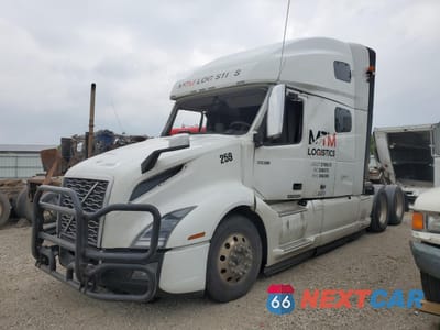 Drugie zdjęcie samochodu z przodu: 2024 VOLVO VNL SEMI TRUCK VIN:4V4NC9EJ1RN633128 - miniatura