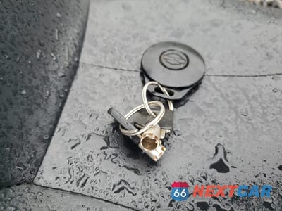 Zdjęcie 8 z 9 samochodu: 2004 HARLEY-DAVIDSON FLHTCUI SHRINE VIN:1HD1FLW104Y618087 - miniatura