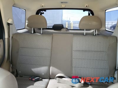 Zdjęcie 10 z 14 samochodu: 2004 FORD ESCAPE XLT VIN:1FMYU03104KA41942 - miniatura