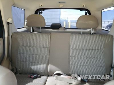 Zdjęcie 10 z 14 samochodu: 2004 FORD ESCAPE XLT VIN:1FMYU03104KA41942 - miniatura