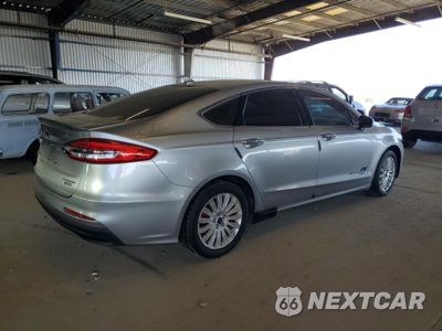 Trzecie zdjęcie samochodu z tyłu: 2020 FORD FUSION TITANIUM VIN:3FA6P0RUXLR216797 - miniatura