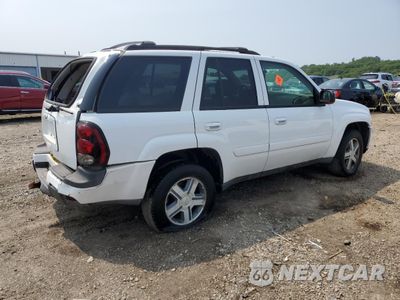 Trzecie zdjęcie samochodu z tyłu: 2005 CHEVROLET TRAILBLAZER LS VIN:1GNDT13S352274016 - miniatura