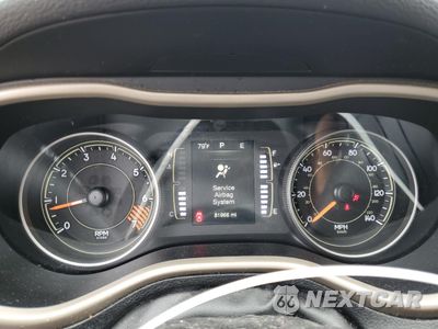 Zdjęcie 9 z 14 samochodu: 2015 JEEP CHEROKEE LATITUDE VIN:1C4PJMCB9FW691437 - miniatura