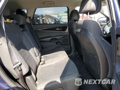 Zdjęcie 11 z 13 samochodu: 2016 KIA SORENTO LX VIN:5XYPG4A55GG147611 - miniatura
