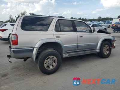 Trzecie zdjęcie samochodu z tyłu: 1997 TOYOTA 4RUNNER LIMITED VIN:JT3GN87R8V0053186 - miniatura