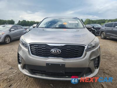 Piąte zdjęcie samochodu w środku: 2019 KIA SORENTO L VIN:5XYPG4A34KG509709 - miniatura