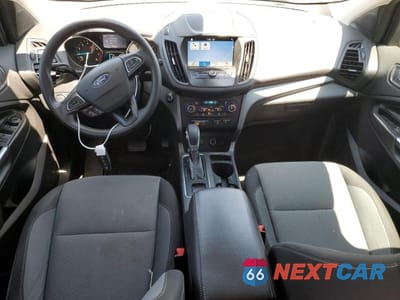 Zdjęcie 8 z 12 samochodu: 2019 FORD ESCAPE SE VIN:1FMCU0GD2KUA17383 - miniatura
