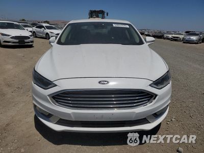 Piąte zdjęcie samochodu w środku: 2017 FORD FUSION SE HYBRID VIN:3FA6P0LU1HR409579 - miniatura