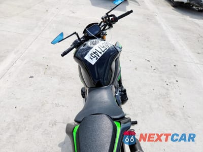 Zdjęcie 6 z 10 samochodu: 2024 KAWASAKI ZR900 M VIN:ML5ZRDM11RDA72089 - miniatura