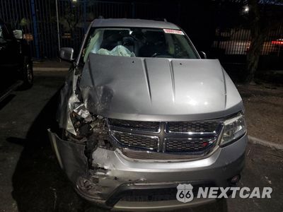 Piąte zdjęcie samochodu w środku: 2019 DODGE JOURNEY SE VIN:3C4PDCBB2KT868140 - miniatura