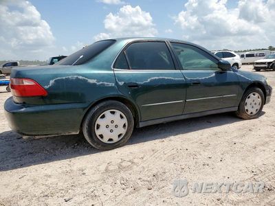 Trzecie zdjęcie samochodu z tyłu: 2000 HONDA ACCORD VIN:1HGCG5644YA002812 - miniatura