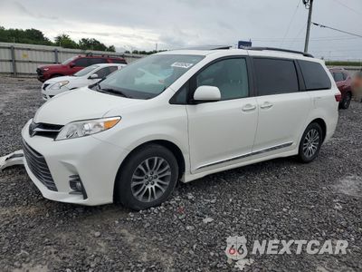 2018 TOYOTA SIENNA XLE 5TDYZ3DCXJS957359 - główne zdjęcie licytacji z USA - miniatura