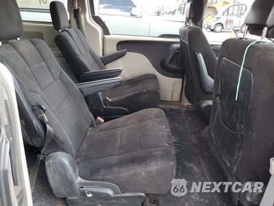 Zdjęcie 11 z 13 samochodu: 2012 DODGE GRAND CARAVAN SXT VIN:2C4RDGCG2CR248046 - miniatura