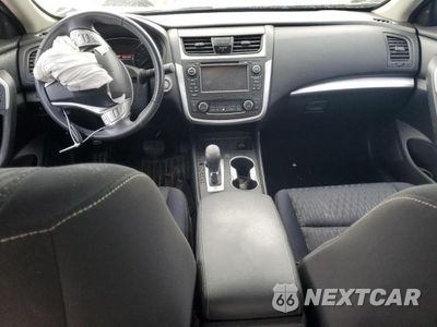 Zdjęcie 8 z 12 samochodu: 2017 NISSAN ALTIMA 2.5 VIN:1N4AL3AP1HC112735 - miniatura