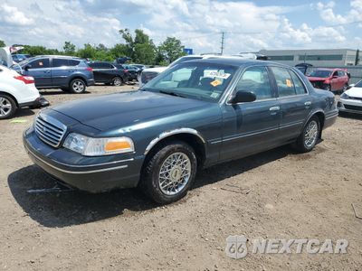 1998 FORD CROWN VICTORIA 2FAFP73W5WX175634 - główne zdjęcie licytacji z USA - miniatura