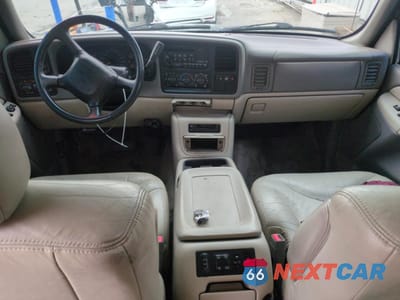 Zdjęcie 8 z 13 samochodu: 2001 GMC YUKON XL K1500 VIN:3GKFK16T21G258677 - miniatura
