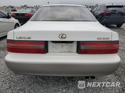 Zdjęcie 6 z 12 samochodu: 1995 LEXUS ES 300 VIN:JT8GK13T8S0108498 - miniatura
