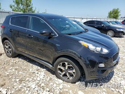 Czwarte zdjęcie samochodu z boku: 2020 KIA SPORTAGE LX VIN:KNDPMCAC8L7742509 - miniatura