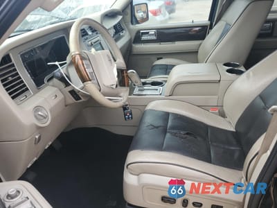 Zdjęcie 7 z 13 samochodu: 2008 LINCOLN NAVIGATOR VIN:5LMFU27578LJ18447 - miniatura