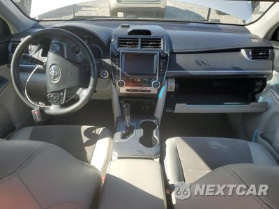 Zdjęcie 8 z 14 samochodu: 2013 TOYOTA CAMRY HYBRID VIN:4T1BD1FK8DU089693 - miniatura