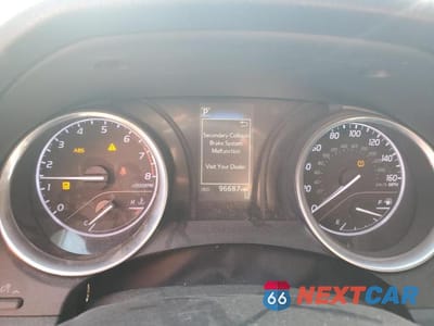 Zdjęcie 9 z 12 samochodu: 2018 TOYOTA CAMRY VIN:4T1B11HKXJU581711 - miniatura
