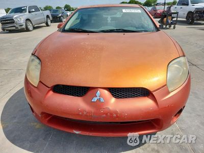 Piąte zdjęcie samochodu w środku: 2007 MITSUBISHI ECLIPSE GS VIN:4A3AK24F17E041420 - miniatura