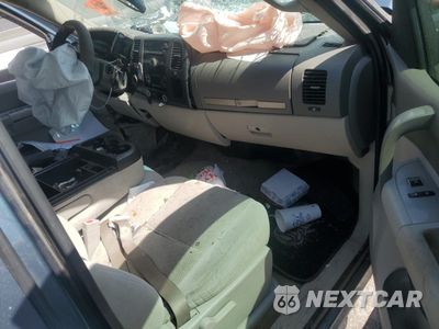 Zdjęcie 8 z 12 samochodu: 2008 GMC SIERRA K1500 VIN:3GTEK13J48G262654 - miniatura