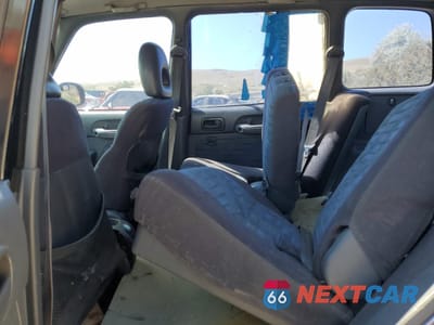 Zdjęcie 11 z 13 samochodu: 1996 TOYOTA RAV4 VIN:JT3HP10V6T0090702 - miniatura