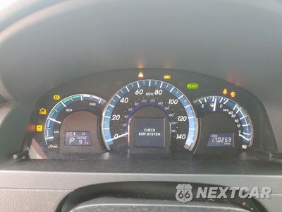 Zdjęcie 9 z 13 samochodu: 2013 TOYOTA CAMRY HYBRID VIN:4T1BD1FKXDU069056 - miniatura