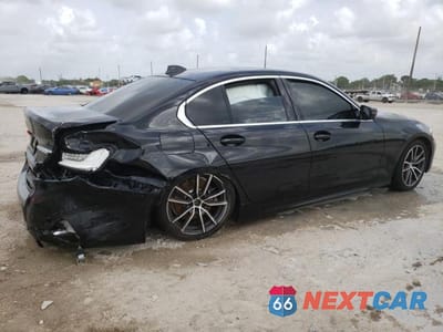 Trzecie zdjęcie samochodu z tyłu: 2019 BMW 330I VIN:3MW5R1J55K8B00371 - miniatura