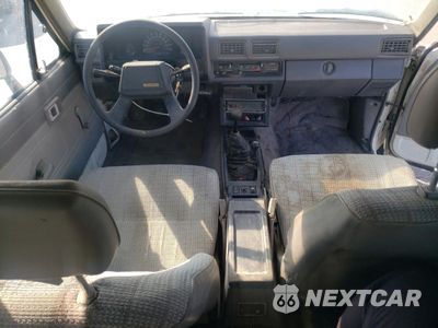 Zdjęcie 8 z 13 samochodu: 1986 TOYOTA 4RUNNER RN60 VIN:JT4RN62D6G0045742 - miniatura