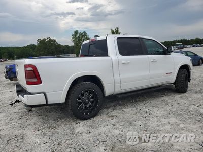 Trzecie zdjęcie samochodu z tyłu: 2019 RAM 1500 LARAMIE VIN:1C6SRFJT4KN664101 - miniatura