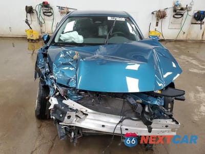 Piąte zdjęcie samochodu w środku: 2025 TOYOTA CAMRY LE VIN:4T1DAACK3SU057172 - miniatura