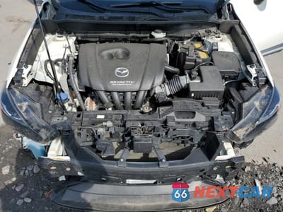 Zdjęcie 12 z 14 samochodu: 2017 MAZDA CX-3 GRAND TOURING VIN:JM1DKFD74H0149044 - miniatura